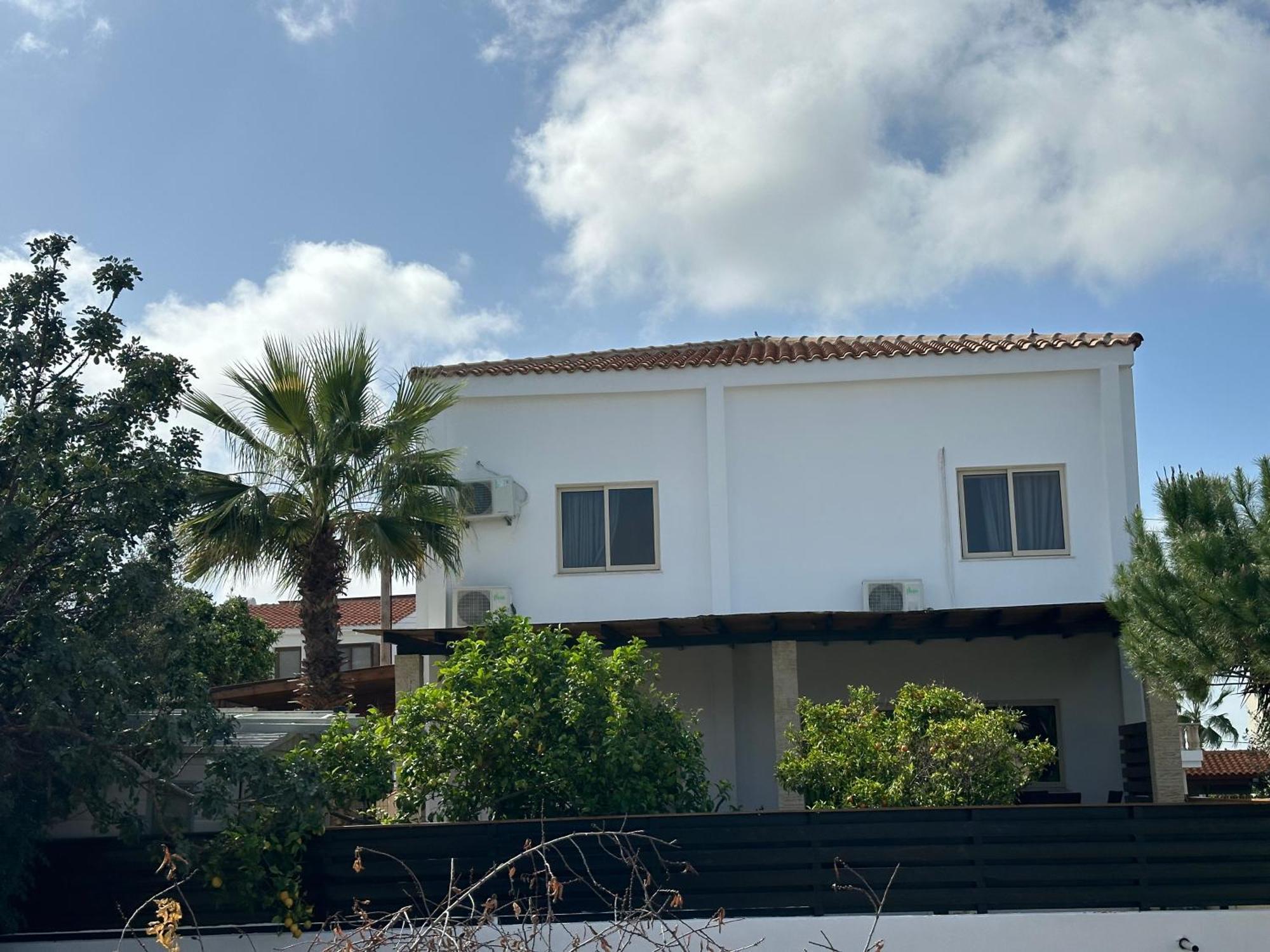 Villa Nikitas Konia Bagian luar foto